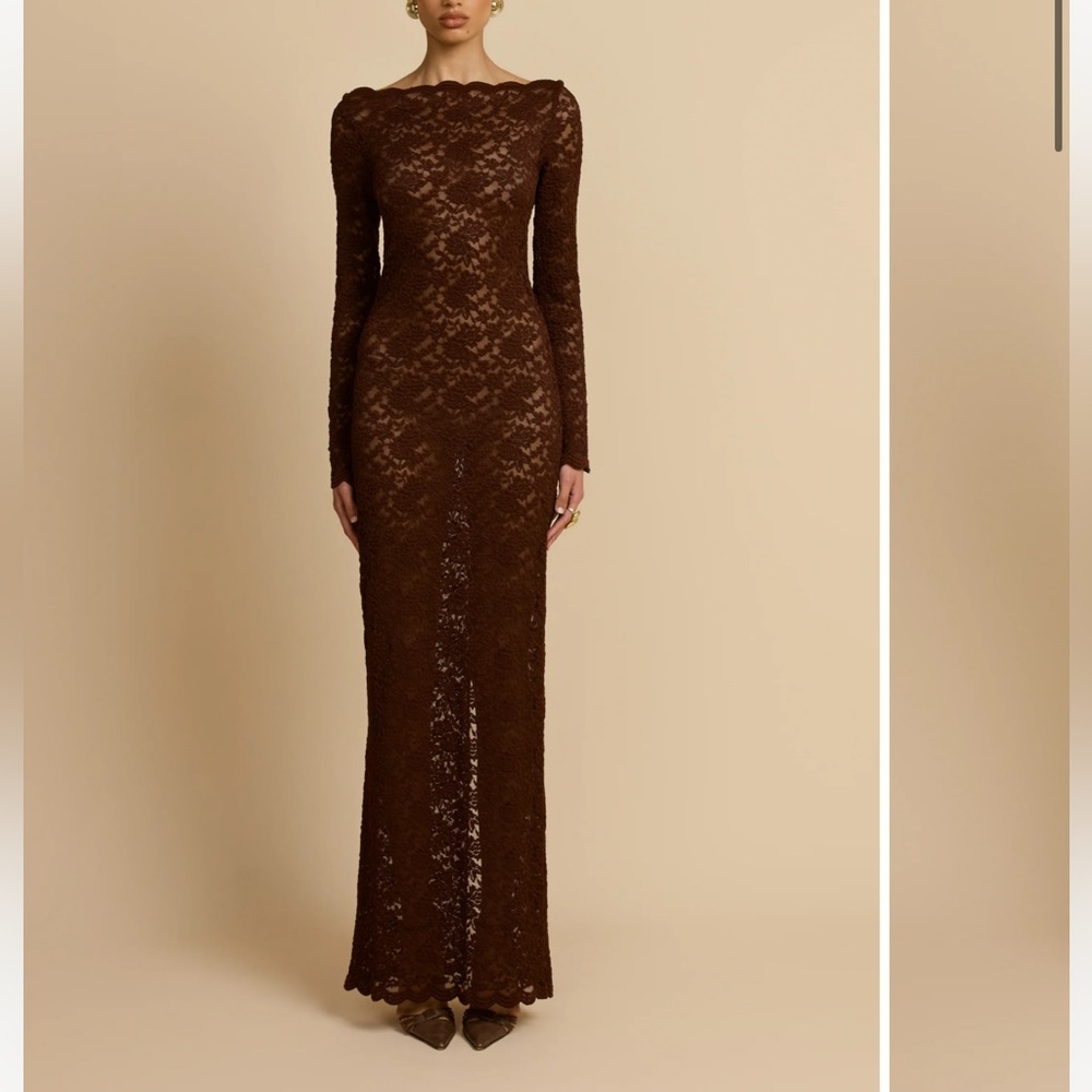 Scallop-Edge Brown Lace Maxi Dress with Long Sleeves